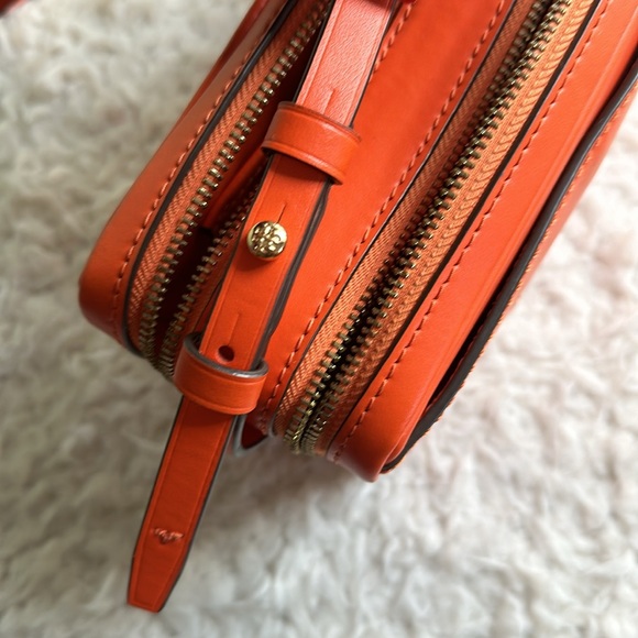 Tory Burch Orange Crossbody Bag - Picture 13 of 13